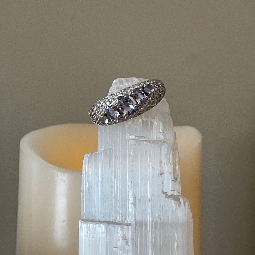 Vintage Tanzanite Revolution Ring